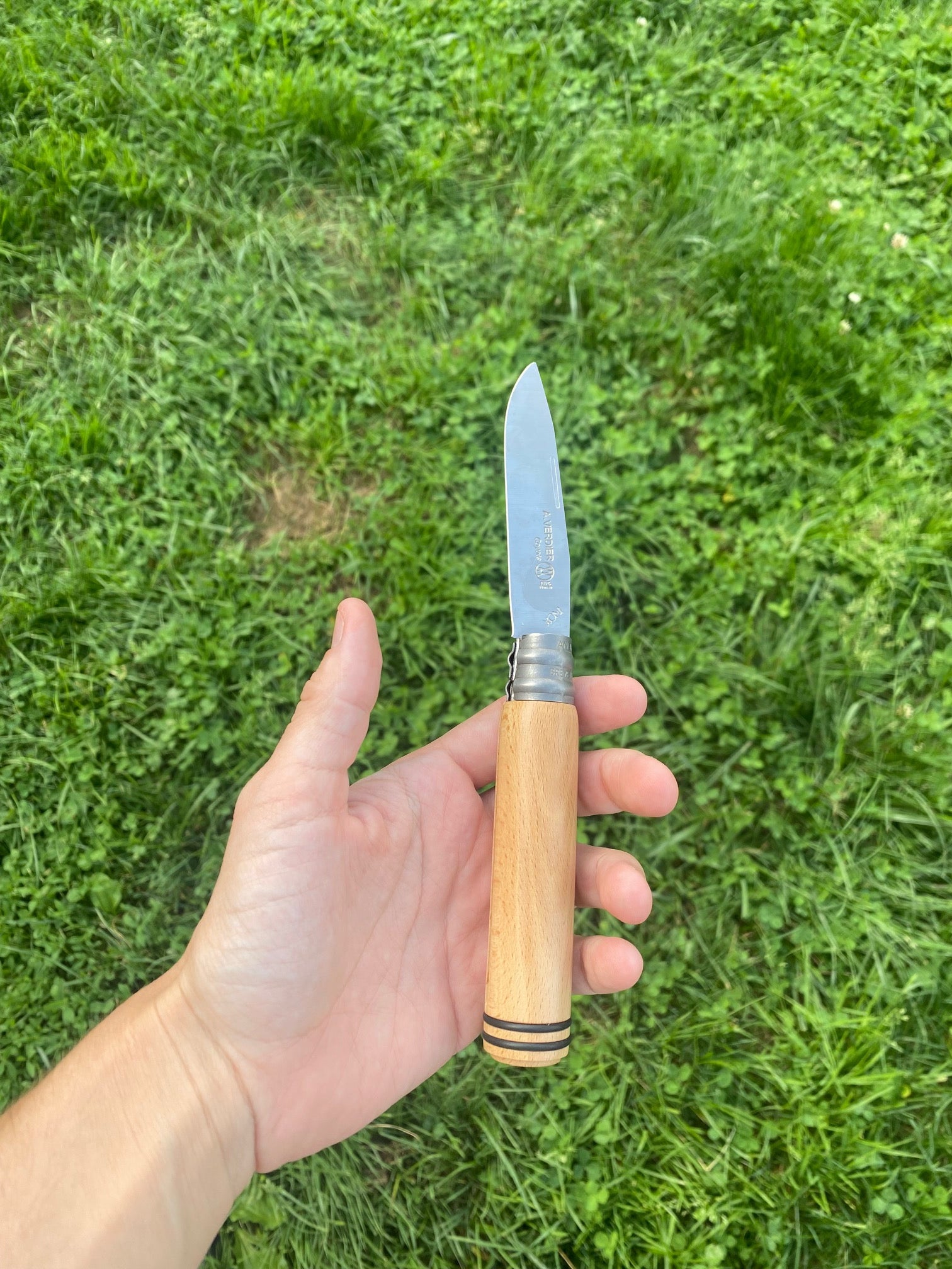 Coyote Folder